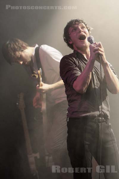 FRIENDLY FIRES - 2008-11-15 - PARIS - La Cigale - 